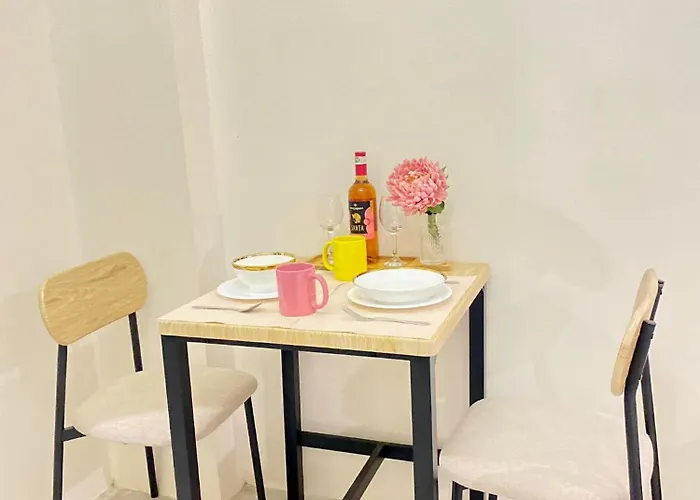 Aparthotel Thyme The Vas Nest Near Anjo World Free Pool And Gym *