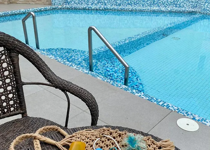 Thyme The Vas Nest Near Anjo World Free Pool And Gym